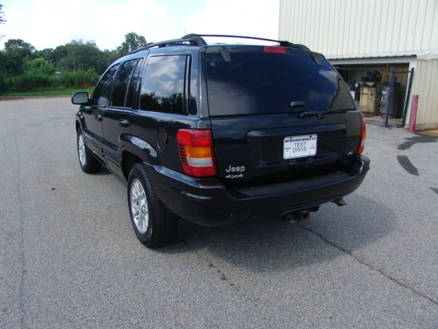 Jeep Grand Cherokee 2004 photo 2