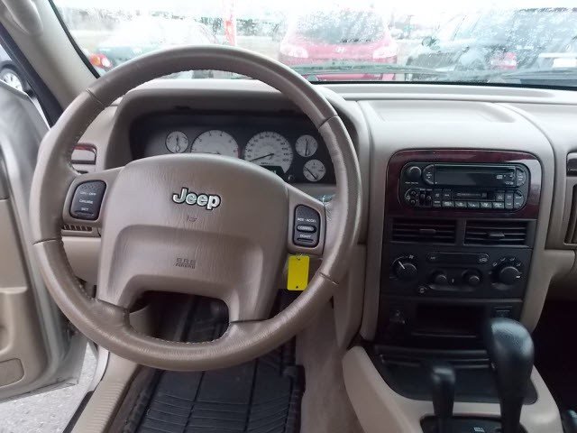 Jeep Grand Cherokee 2004 photo 1