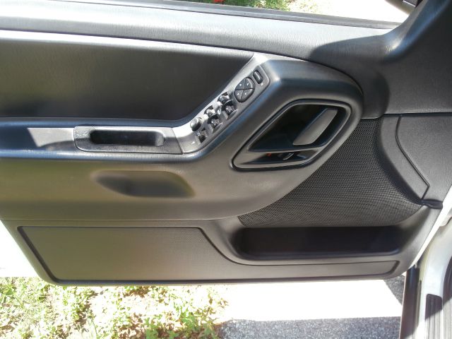 Jeep Grand Cherokee 2004 photo 11