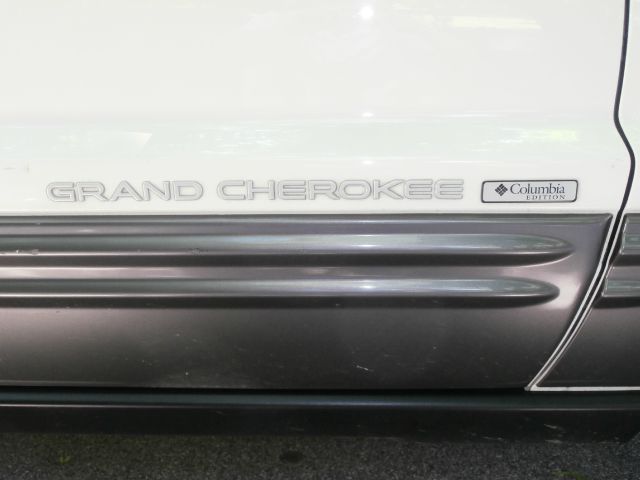 Jeep Grand Cherokee 2004 photo 12