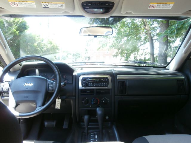 Jeep Grand Cherokee 2004 photo 14