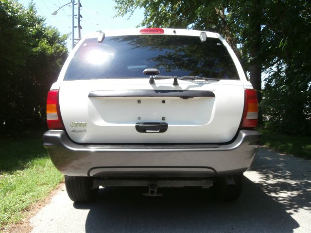 Jeep Grand Cherokee 2004 photo 31