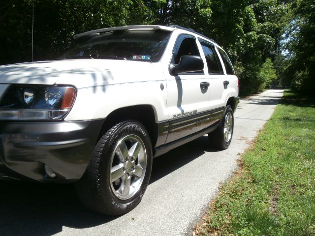 Jeep Grand Cherokee 2004 photo 33