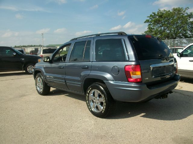 Jeep Grand Cherokee 2004 photo 1