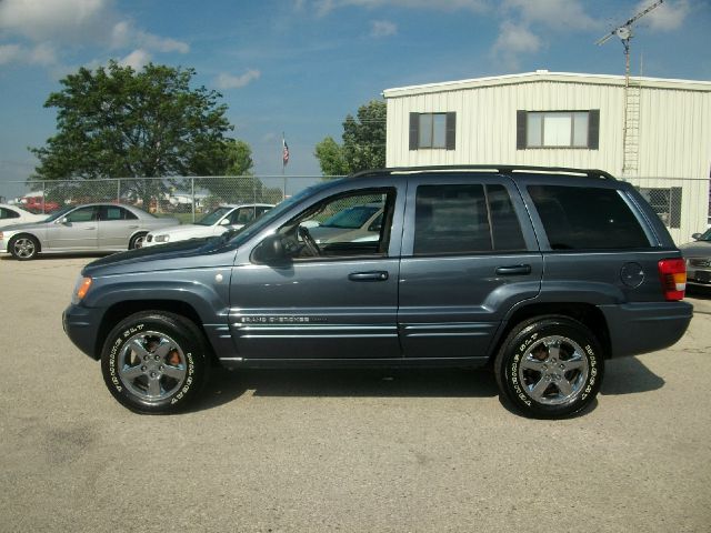 Jeep Grand Cherokee 2004 photo 2