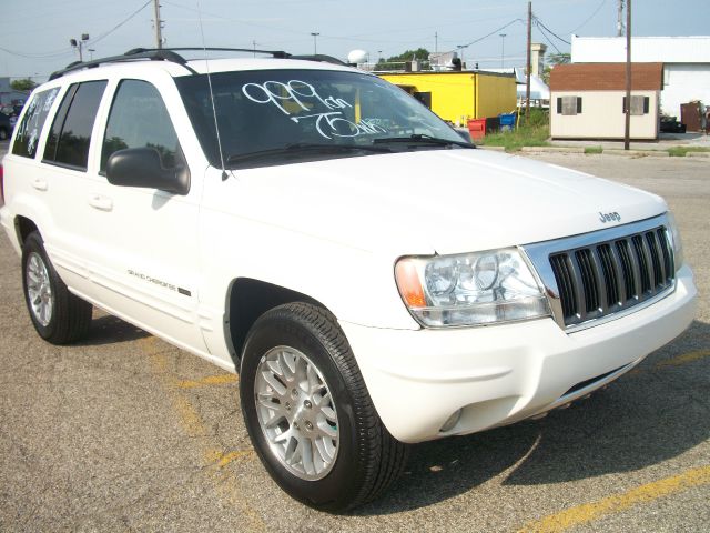 Jeep Grand Cherokee 2004 photo 3