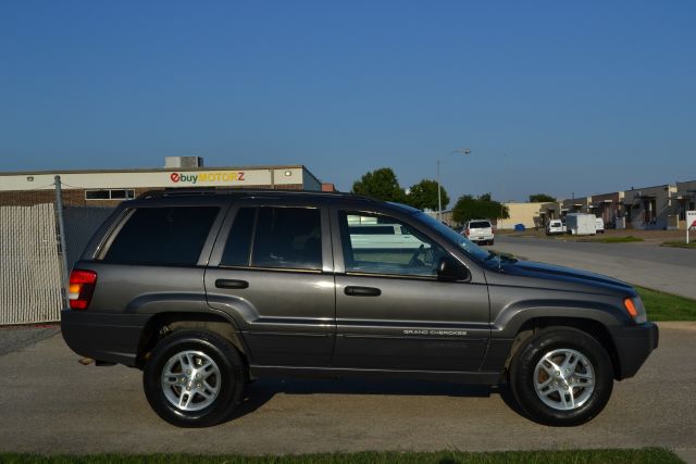 Jeep Grand Cherokee 2004 photo 3