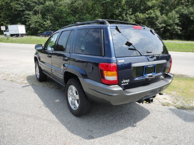 Jeep Grand Cherokee 2004 photo 2
