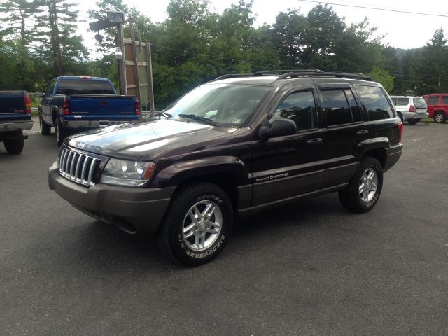 Jeep Grand Cherokee 2004 photo 4
