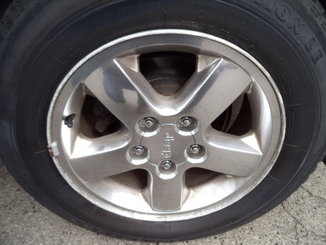 Jeep Grand Cherokee 2004 photo 2