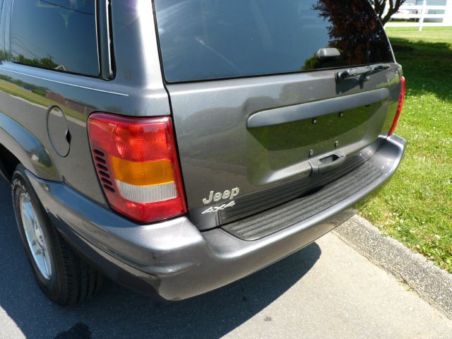 Jeep Grand Cherokee 2004 photo 11
