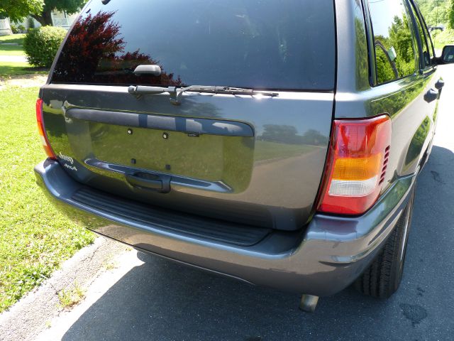 Jeep Grand Cherokee 2004 photo 21