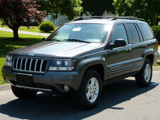 Jeep Grand Cherokee 2004 photo 23