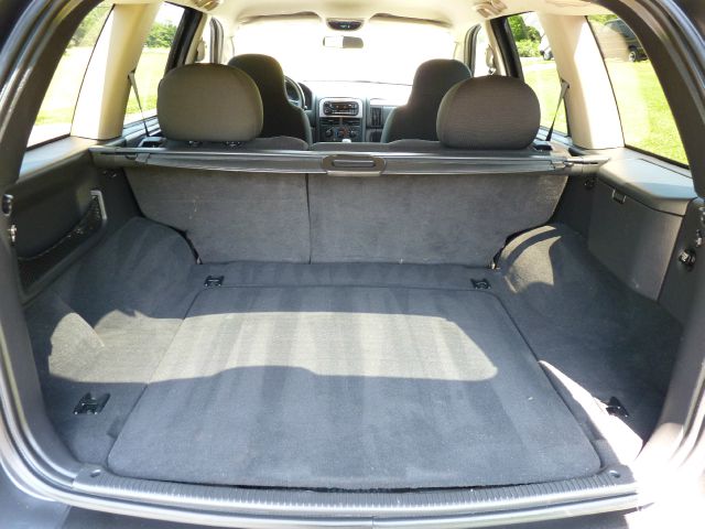 Jeep Grand Cherokee 2004 photo 4