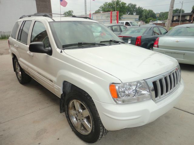 Jeep Grand Cherokee 2004 photo 1