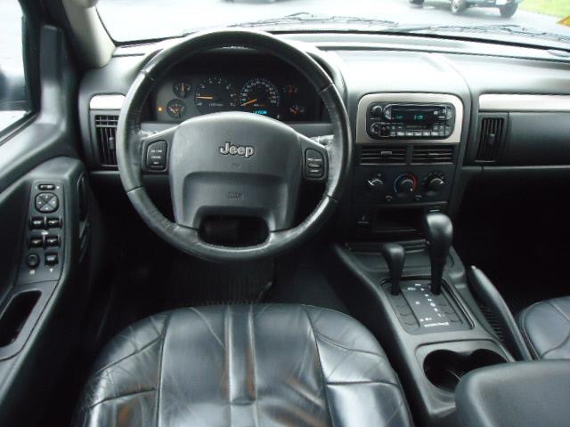 Jeep Grand Cherokee 2004 photo 2