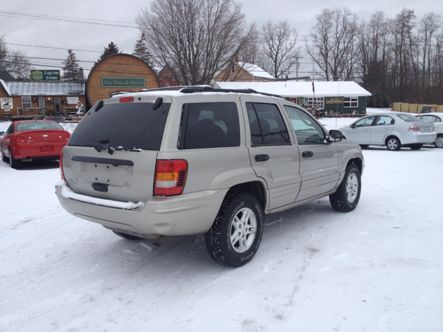 Jeep Grand Cherokee 2004 photo 2