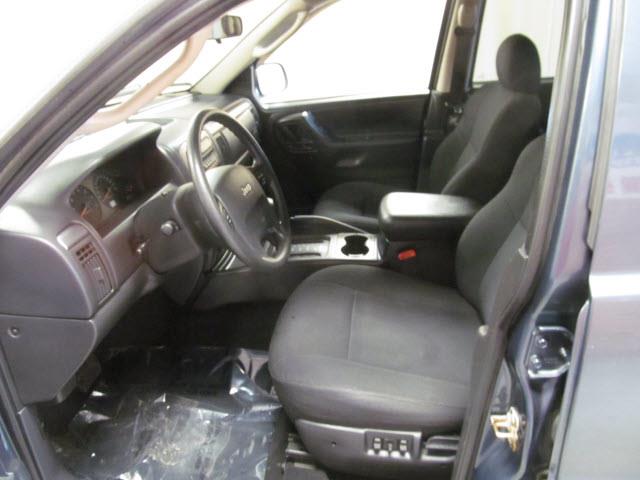 Jeep Grand Cherokee LS SUV