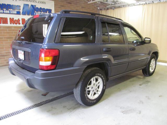 Jeep Grand Cherokee 2004 photo 1