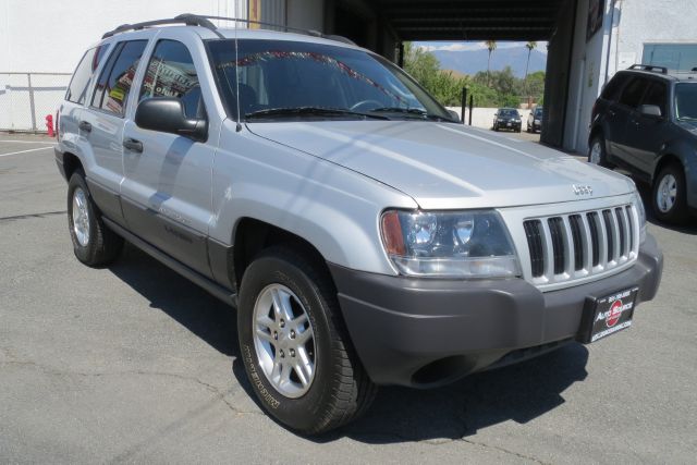 Jeep Grand Cherokee 2004 photo 2