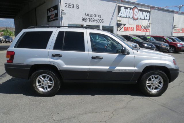 Jeep Grand Cherokee 2004 photo 3