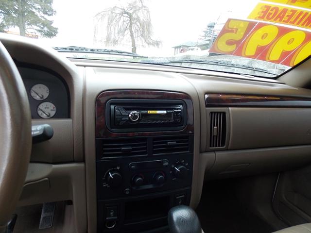 Jeep Grand Cherokee 2004 photo 1