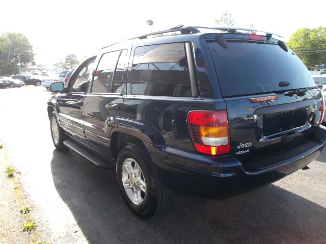 Jeep Grand Cherokee 2004 photo 2