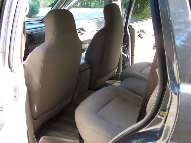 Jeep Grand Cherokee 2004 photo 3