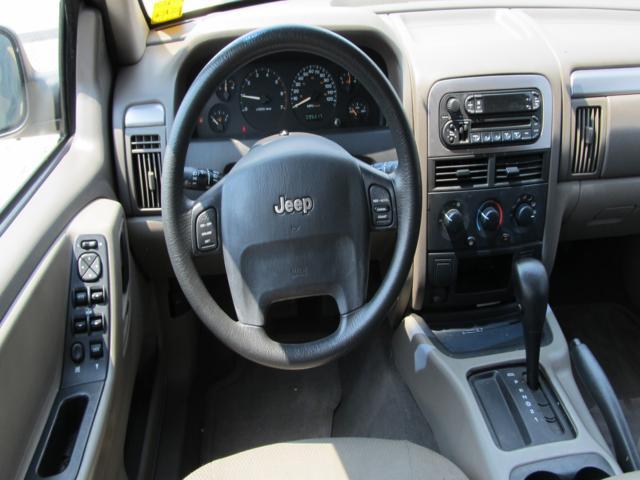 Jeep Grand Cherokee 2004 photo 4