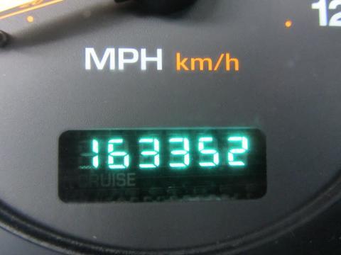 Jeep Grand Cherokee 2004 photo 2