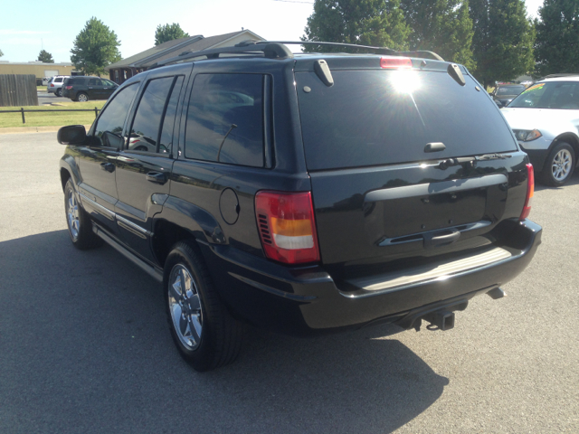 Jeep Grand Cherokee 2.4i Sedan SUV