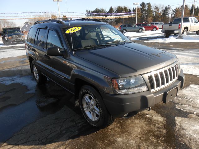 Jeep Grand Cherokee 2004 photo 2