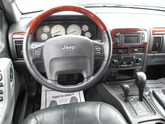 Jeep Grand Cherokee 2004 photo 8