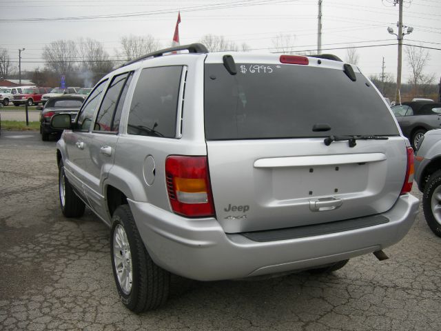 Jeep Grand Cherokee 2004 photo 3