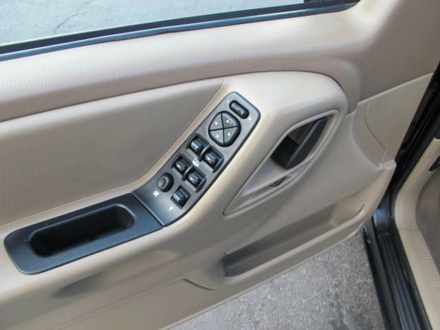 Jeep Grand Cherokee 2004 photo 10