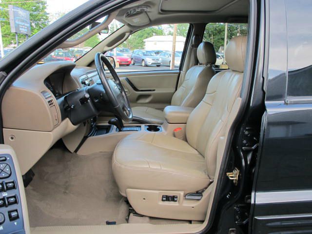 Jeep Grand Cherokee 2004 photo 11