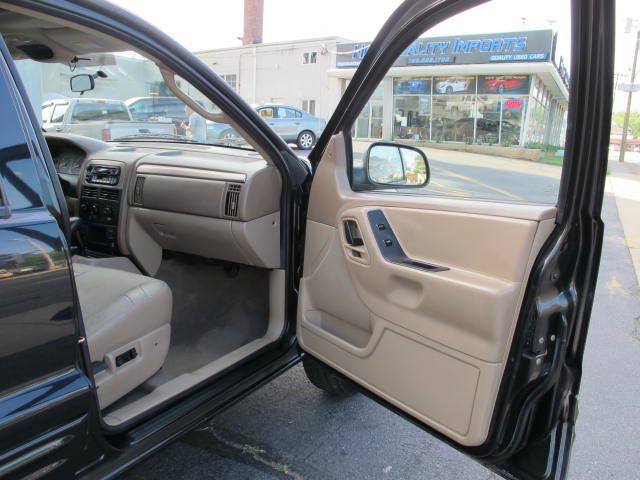 Jeep Grand Cherokee 2004 photo 19