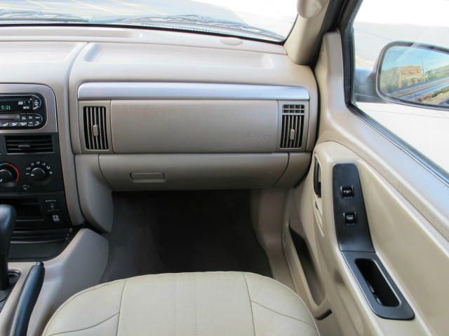 Jeep Grand Cherokee 2004 photo 27