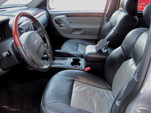 Jeep Grand Cherokee 2004 photo 2