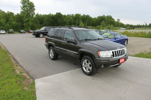 Jeep Grand Cherokee 2004 photo 2