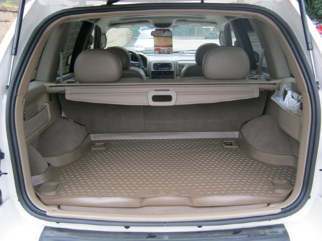 Jeep Grand Cherokee 2004 photo 2