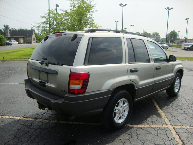 Jeep Grand Cherokee 2004 photo 1