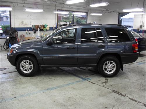 Jeep Grand Cherokee 2004 photo 1