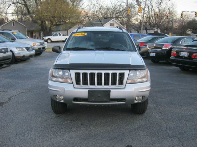 Jeep Grand Cherokee 2004 photo 4