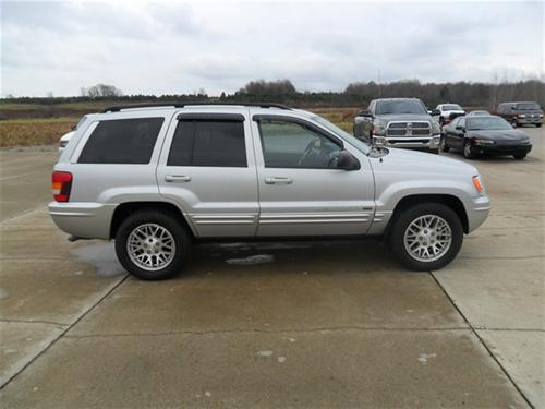 Jeep Grand Cherokee 2004 photo 1