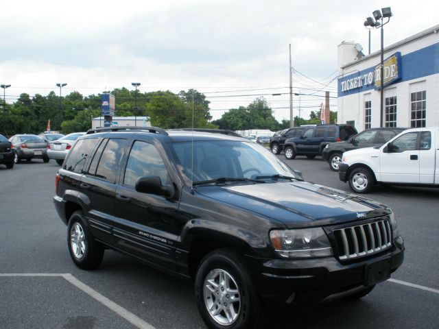 Jeep Grand Cherokee 2004 photo 1
