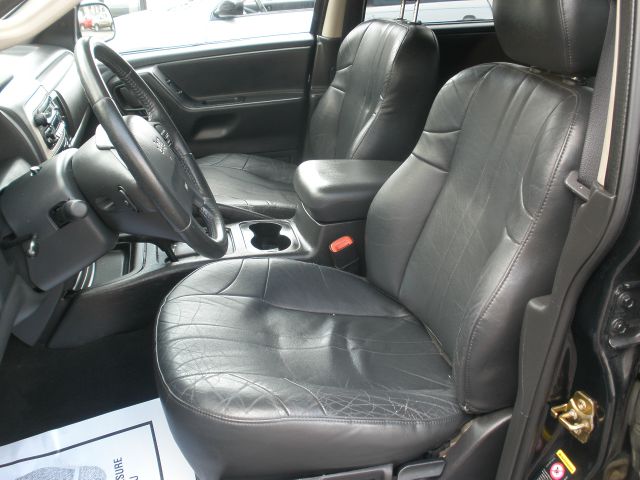 Jeep Grand Cherokee 2004 photo 2