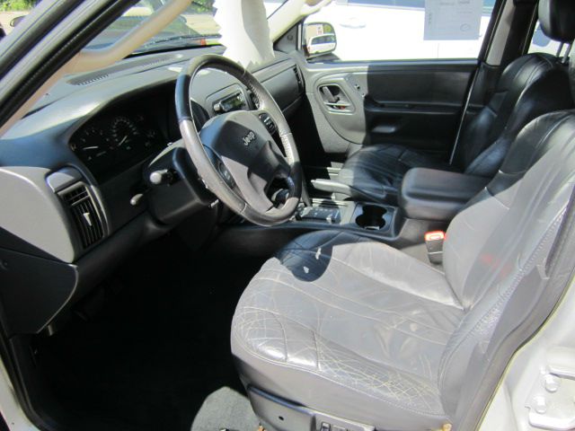 Jeep Grand Cherokee 2004 photo 1