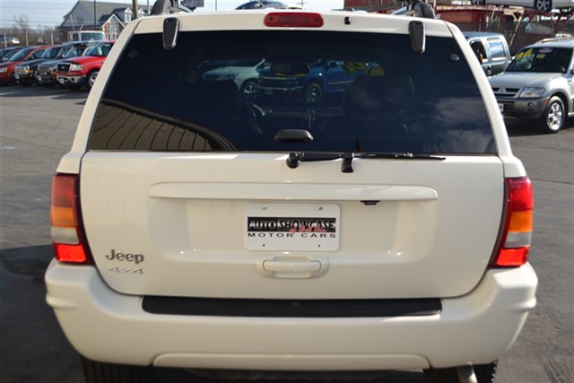 Jeep Grand Cherokee 2004 photo 2