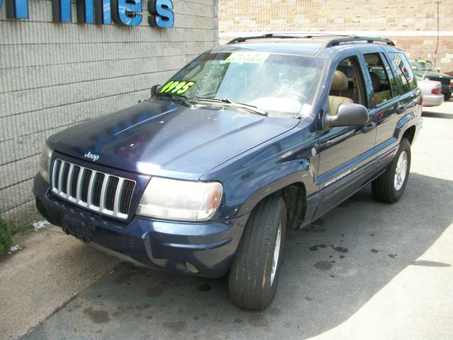 Jeep Grand Cherokee 2004 photo 1